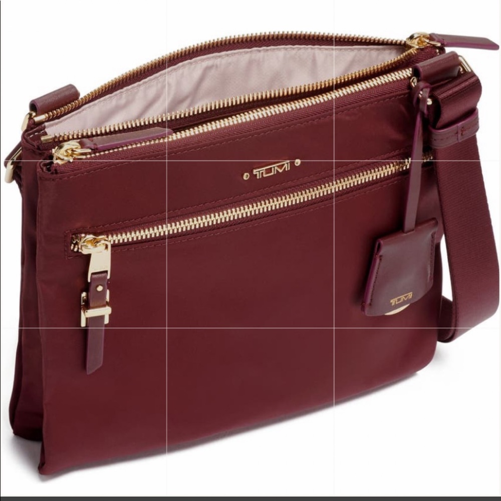 New TUMI Voyageur Tula Crossbody Cordovan Nylon top dual zip exterior new w Tag